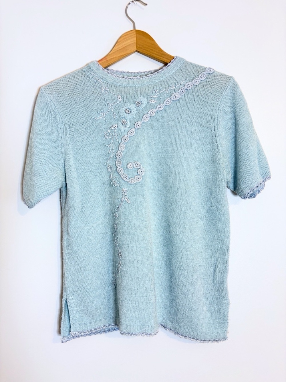 Vintage Embroidered Light Blue Knit Short Sleeve Top. Coastal Grandma Vibes